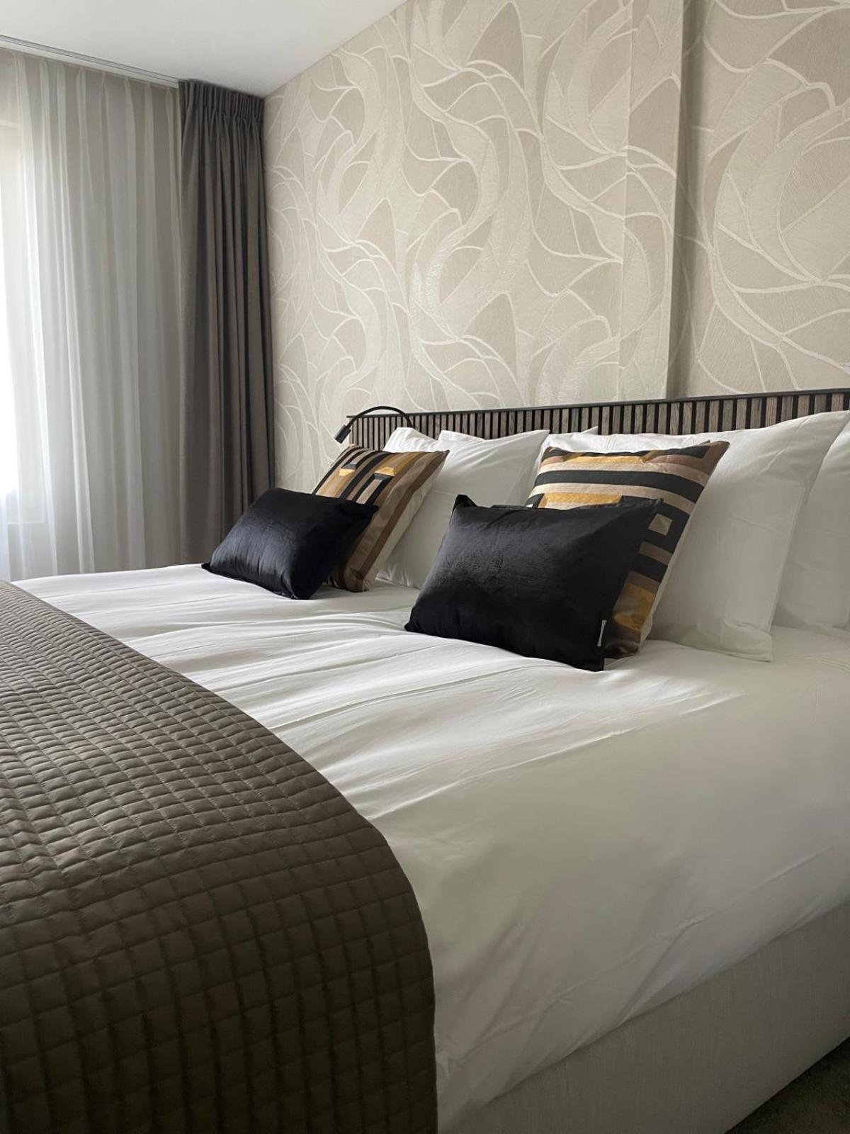 Boutique Hotel Hans - Amsterdam Schiphol Airport باتهوفيدوربْ المظهر الخارجي الصورة